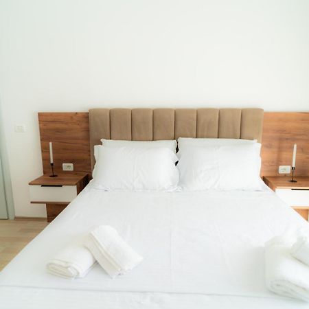 Enea Room In Center Shkodra Exterior foto