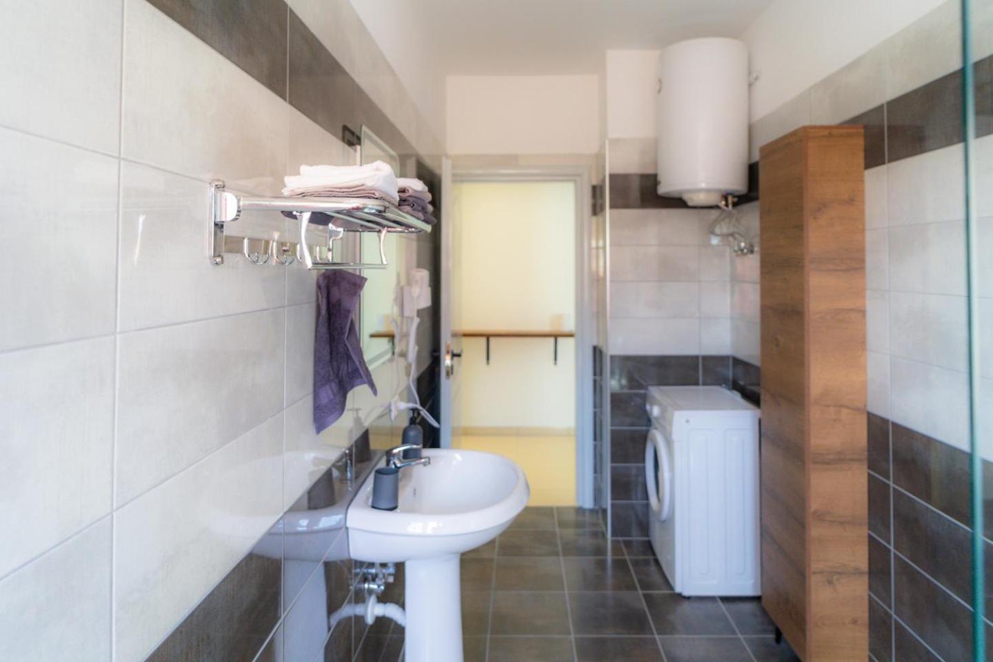 Enea Room In Center Shkodra Exterior foto