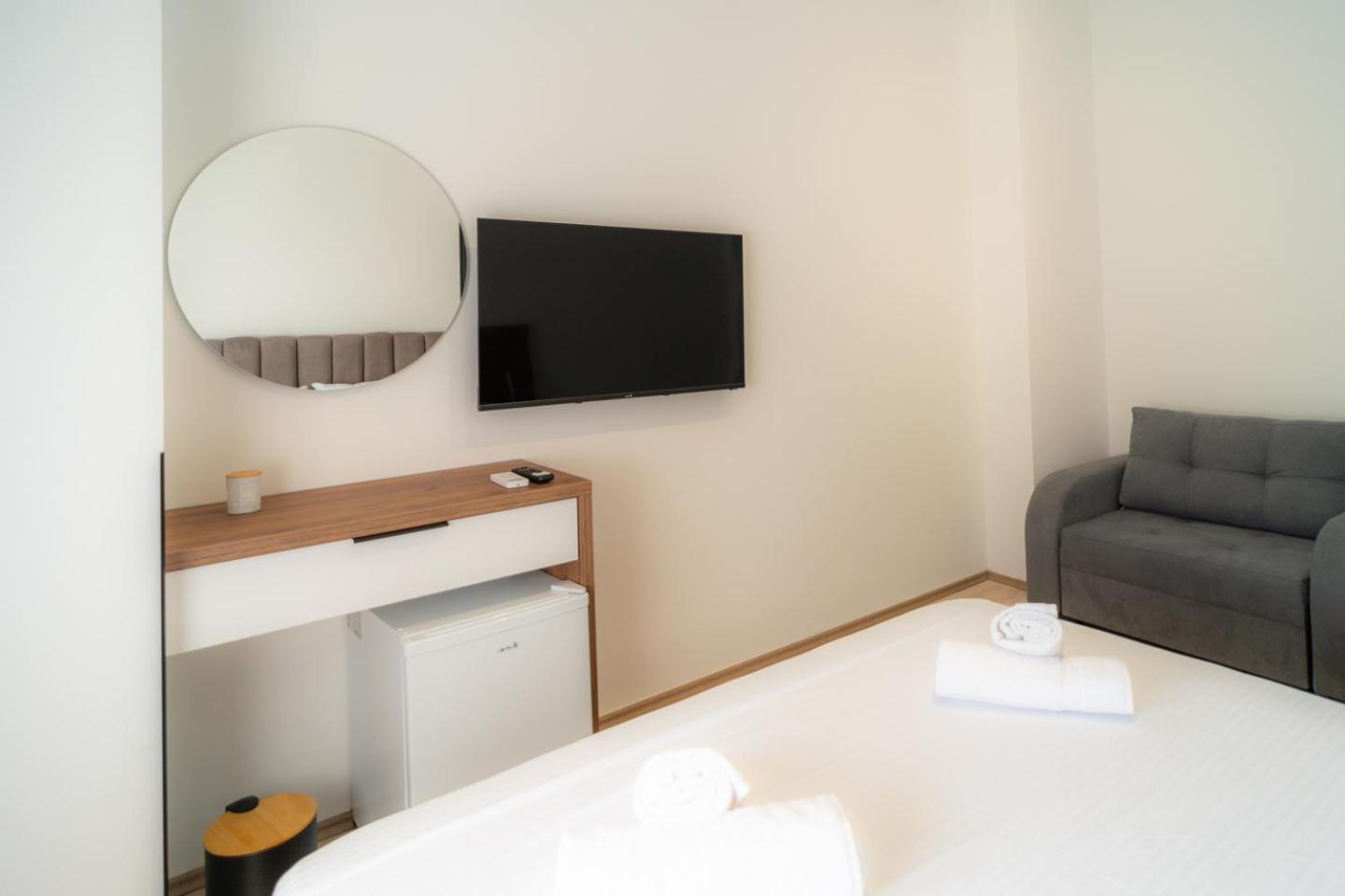 Enea Room In Center Shkodra Exterior foto